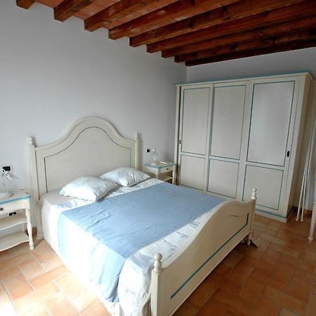 Villaggio Di Mezzo Ortano Rio Marina Quarto foto