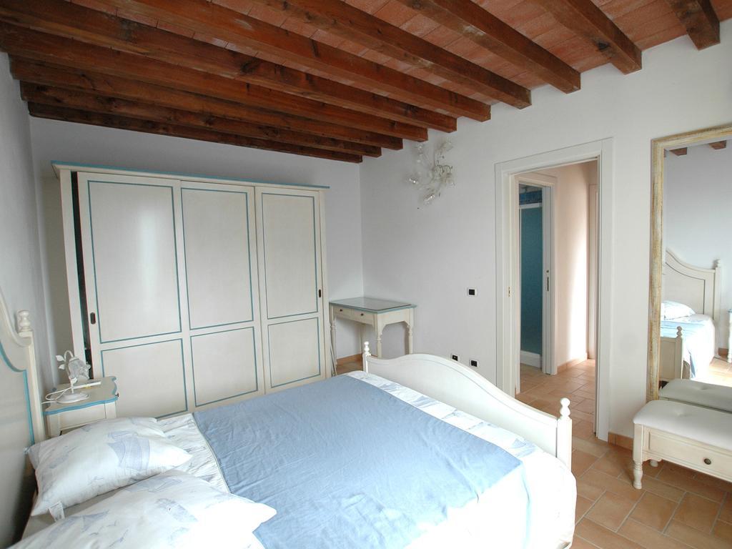 Villaggio Di Mezzo Ortano Rio Marina Quarto foto
